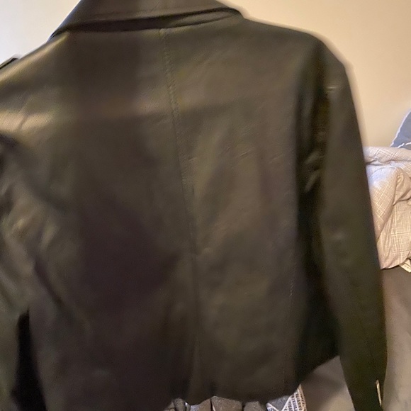 Leather jacket - Picture 4 of 4